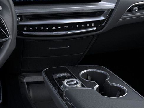 New 2026 Cadillac Lyriq V image 23