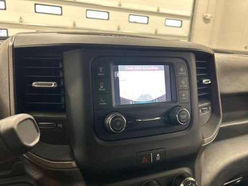 Used 2024 RAM 3500 Tradesman w/ Chrome Appearance Group image 22