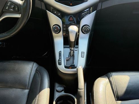Used 2014 Chevrolet Cruze LT w/ RS Package FWD image 14