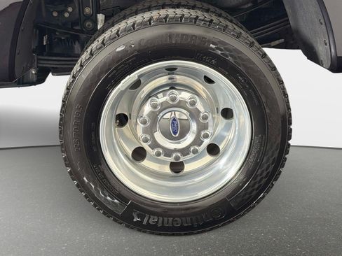 Used 2026 Ford F450 Platinum w/ FX4 Off-Road Package AWD/4WD image 13