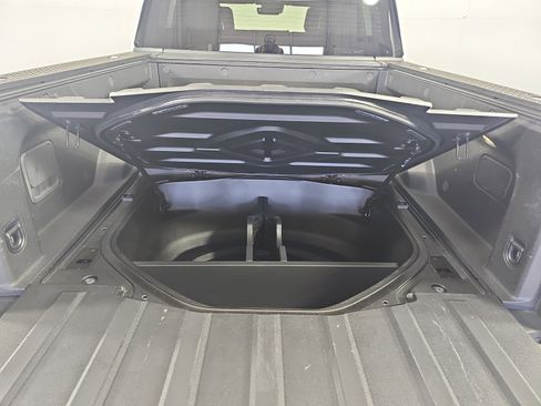 Used 2023 Rivian R1T Adventure image 16