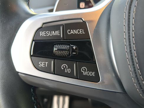 Used 2025 BMW X7 M60i AWD/4WD image 68
