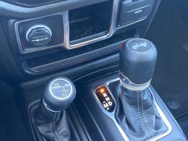 Used 2024 Jeep Wrangler Unlimited Sport AWD/4WD image 11