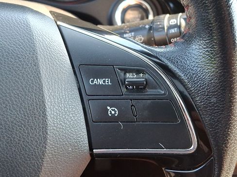 Used 2020 Mitsubishi Outlander LE FWD image 22