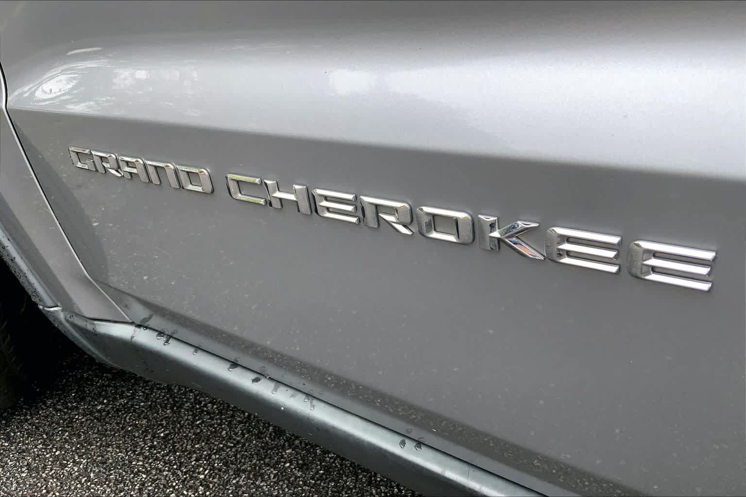 Used 2014 Jeep Grand Cherokee Laredo w/ Quick Order Package 23E RWD image 28