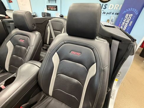 Used 2019 Chevrolet Camaro SS image 60