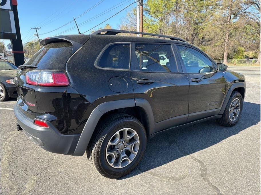 Used 2020 Jeep Cherokee Trailhawk w/ Technology Group AWD/4WD image 6