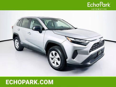 Used 2025 Toyota RAV4 LE image 1