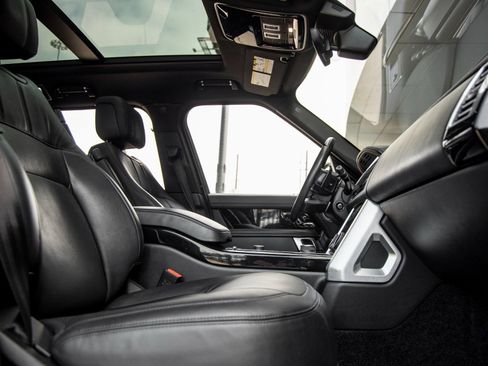 Used 2022 Land Rover Range Rover Westminster Edition image 42