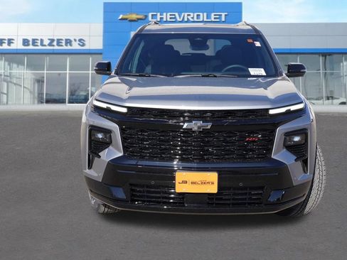 New 2026 Chevrolet Traverse RS w/ LPO, Floor Liner Package AWD/4WD image 8