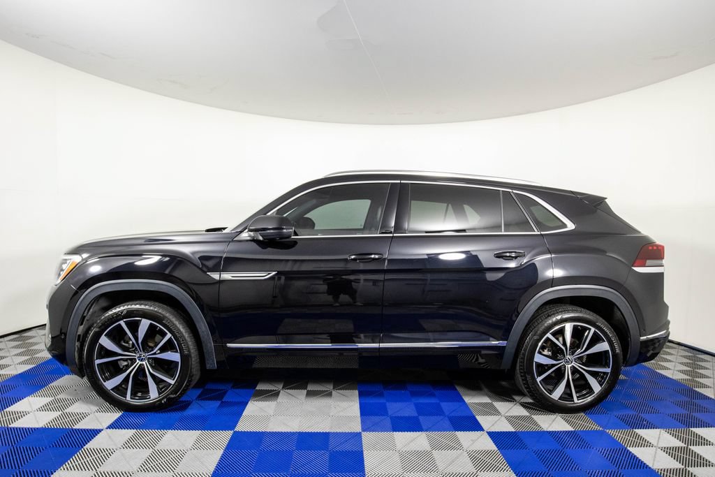 Used 2024 Volkswagen Atlas Cross Sport SEL Premium R-Line AWD/4WD image 7