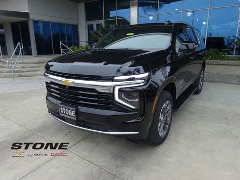 New 2026 Chevrolet Tahoe LS image 3