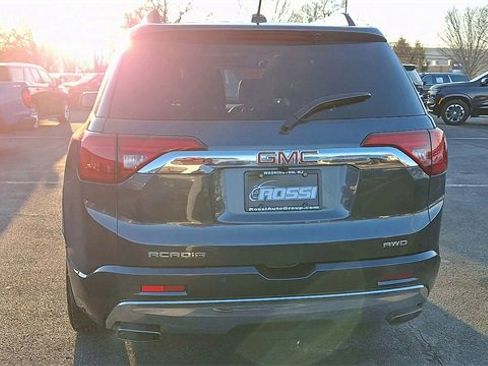 Certified 2019 GMC Acadia Denali w/ Technology Package image 7