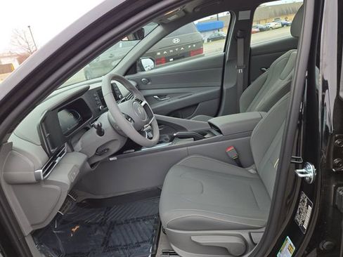 New 2026 Hyundai Elantra Sport FWD image 24