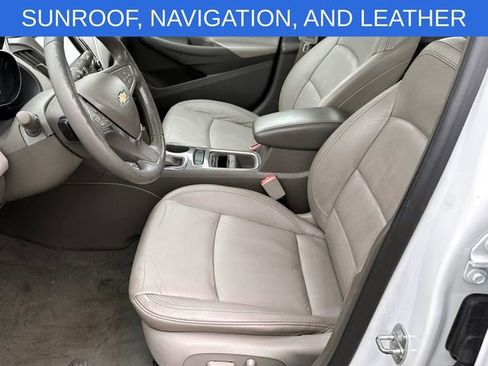 Used 2017 Chevrolet Cruze Premier image 16