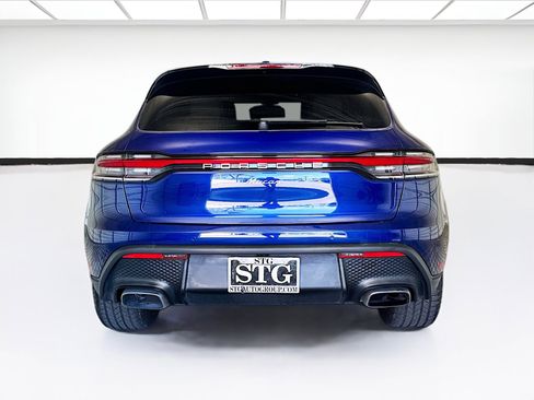Used 2024 Porsche Macan AWD/4WD image 5