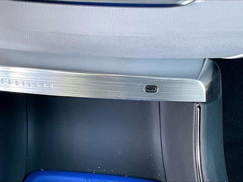 Certified 2025 Cadillac Lyriq Luxury image 16