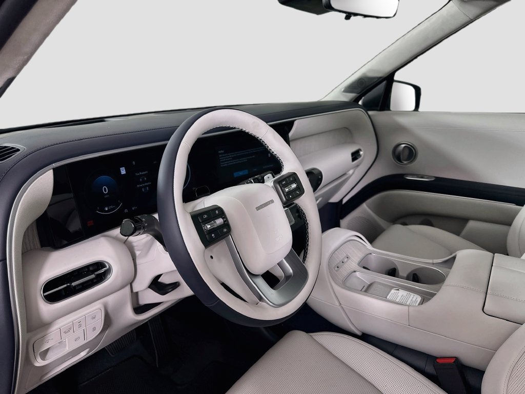 New 2027 Hyundai Palisade Calligraphy FWD image 9