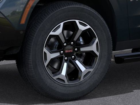 New 2026 GMC Yukon AT4 Ultimate w/ LPO, Floor Liner Package AWD/4WD image 9