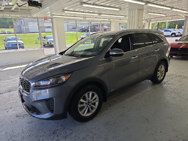 Used 2020 Kia Sorento LX w/ LX I4 Convenience Package AWD/4WD image 2