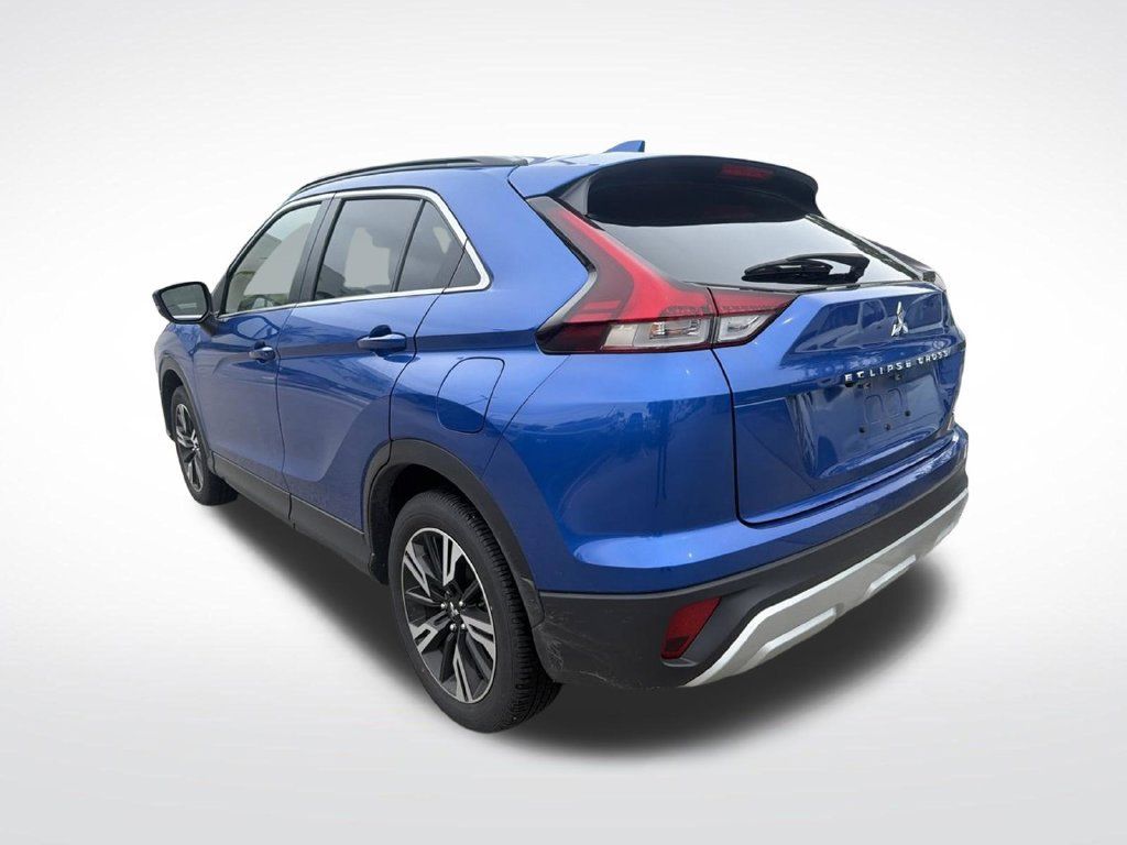 Used 2025 Mitsubishi Eclipse Cross SE AWD/4WD image 4