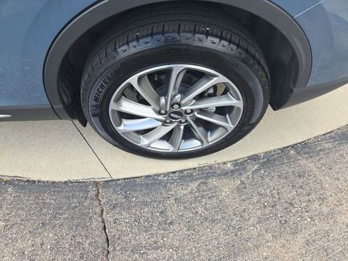 Certified 2023 Lincoln Corsair AWD w/ Equipment Group 101A image 17