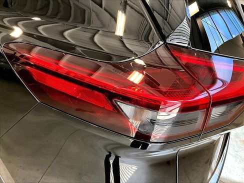 Used 2023 Nissan Rogue Platinum w/ Platinum Premium Package AWD/4WD image 35