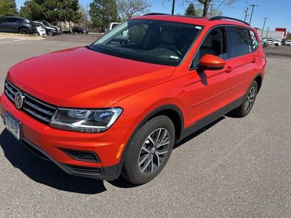 Used 2019 Volkswagen Tiguan SE w/ Panoramic Sunroof Package