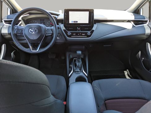 Used 2025 Toyota Corolla SE FWD image 13
