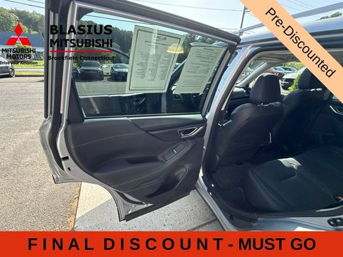 Used 2023 Subaru Forester Touring AWD/4WD image 33