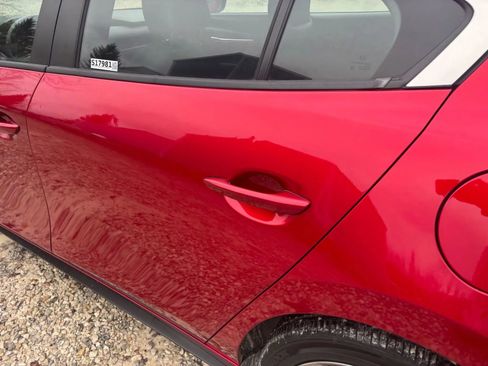 Used 2020 MAZDA MAZDA3 Sedan w/ Preferred Package image 22