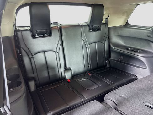 Used 2023 INFINITI QX60 Luxe w/ Performance Audio Package FWD image 29
