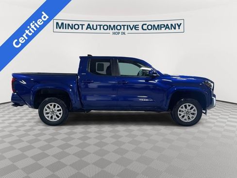 Used 2024 Toyota Tacoma SR5 AWD/4WD image 10