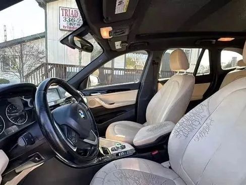 Used 2016 BMW X1 xDrive28i AWD/4WD image 11