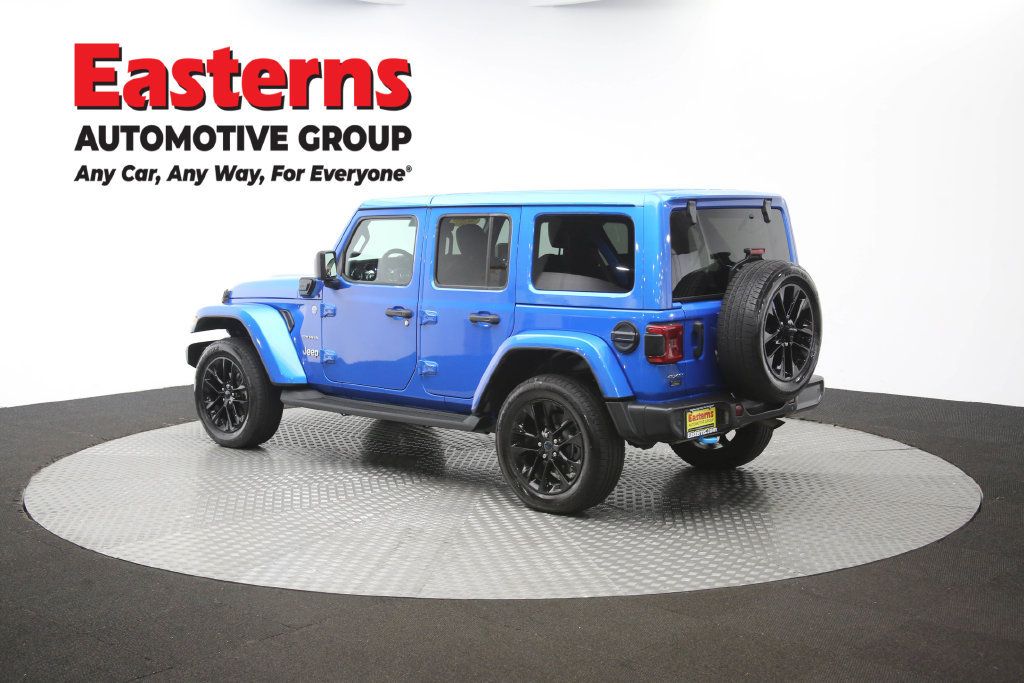 Used 2024 Jeep Wrangler Unlimited Sahara w/ Technology Group AWD/4WD image 67