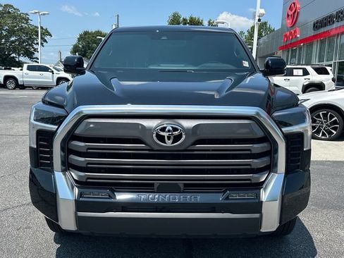 Used 2025 Toyota Tundra Limited AWD/4WD image 9