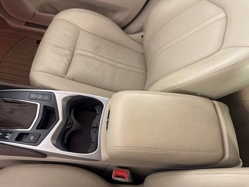 Used 2015 Cadillac SRX Luxury w/ Driver Awareness Package image 36