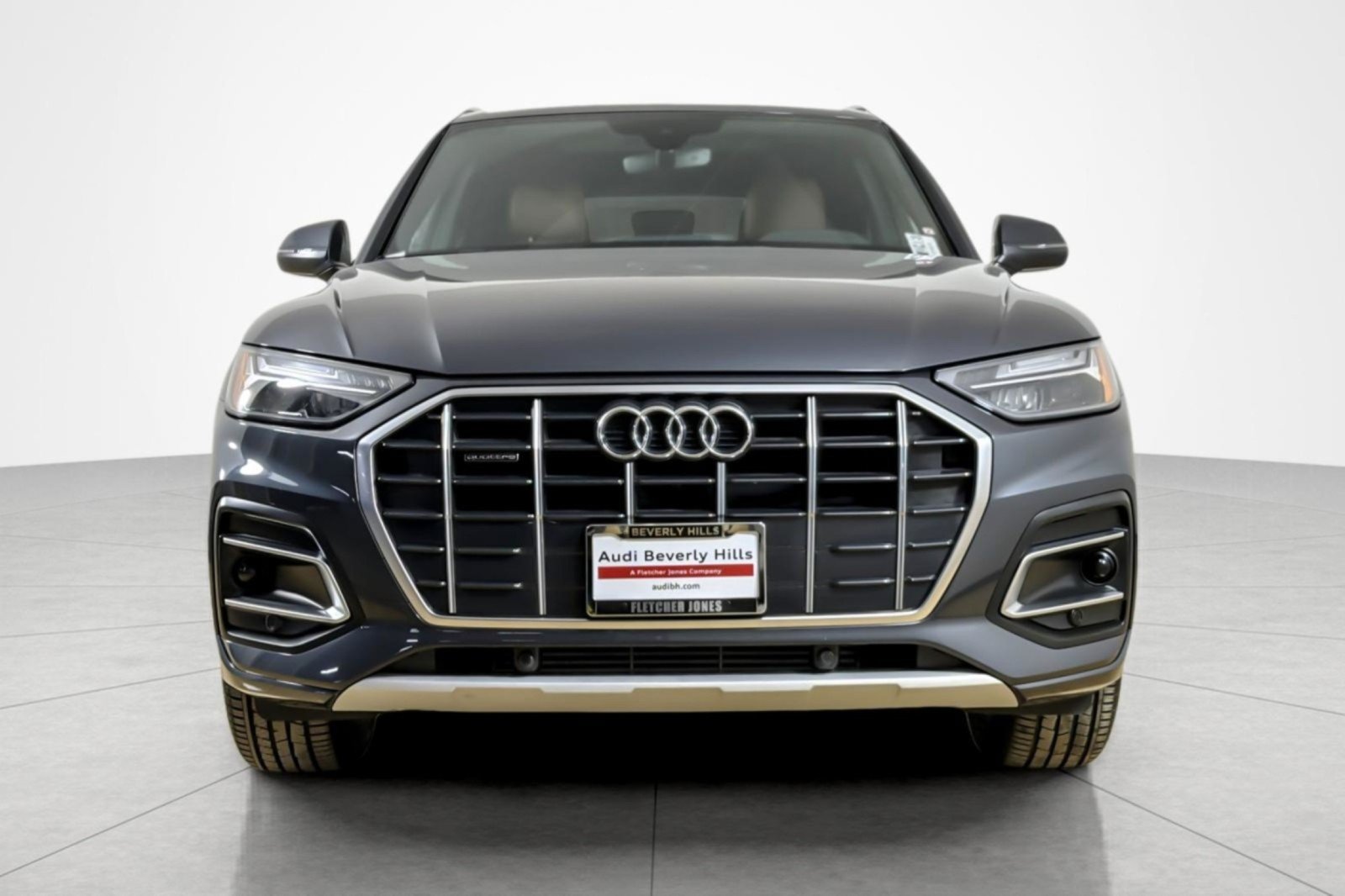 Used 2023 Audi Q5 2.0T Premium w/ Convenience Package AWD/4WD image 8