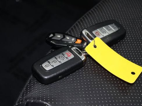 Used 2013 Hyundai Azera Limited w/ Technology Pkg image 15