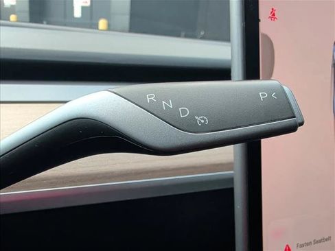 Used 2023 Tesla Model 3 Standard Range RWD image 13