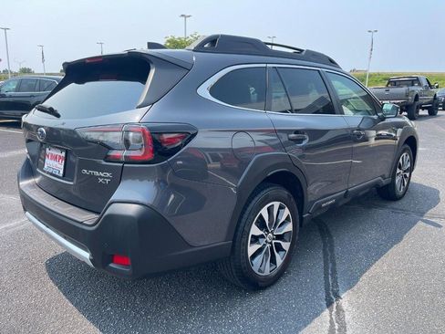 Used 2023 Subaru Outback Limited XT AWD/4WD image 3
