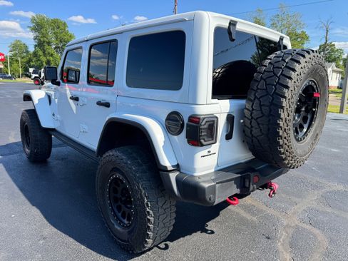 Used 2021 Jeep Wrangler Unlimited Rubicon AWD/4WD image 5