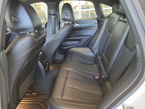 Used 2023 BMW i4 eDrive40 w/ Premium Package RWD image 16