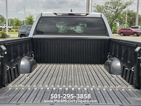 Used 2025 Toyota Tundra Limited AWD/4WD image 13