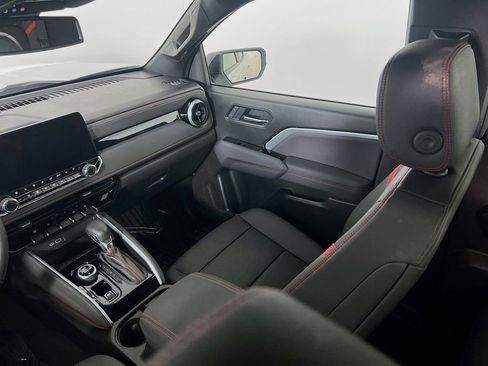 Certified 2025 Chevrolet Colorado Z71 w/ Technology Package image 22