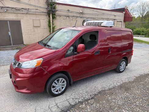 Used 2017 Nissan NV200 SV w/ Technology Package FWD image 13
