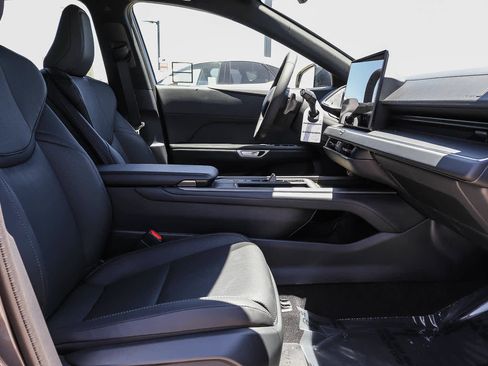 New 2026 Lexus ES 350e FWD image 17
