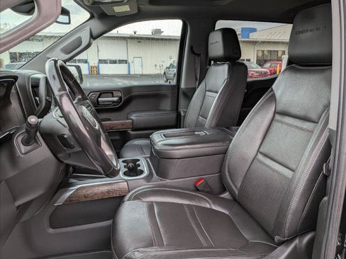 Used 2021 GMC Sierra 1500 Denali w/ Denali Premium Package AWD/4WD image 11