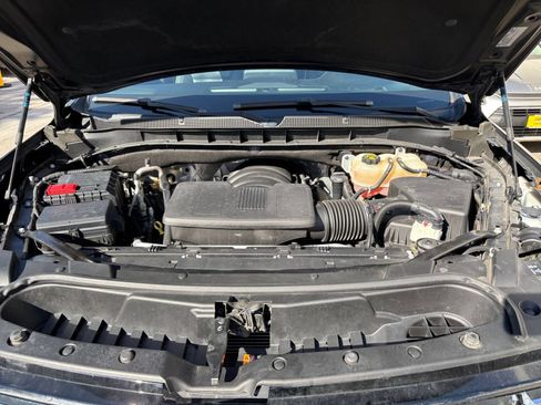 Used 2023 Chevrolet Tahoe Premier RWD image 36