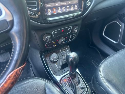 Used 2019 Jeep Compass Limited AWD/4WD image 13